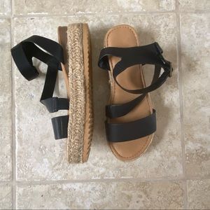Forever 21 Black Platform Sandals